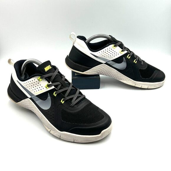 Nike Womens Metcon 1 Training Shoes - Picture 1 of 8